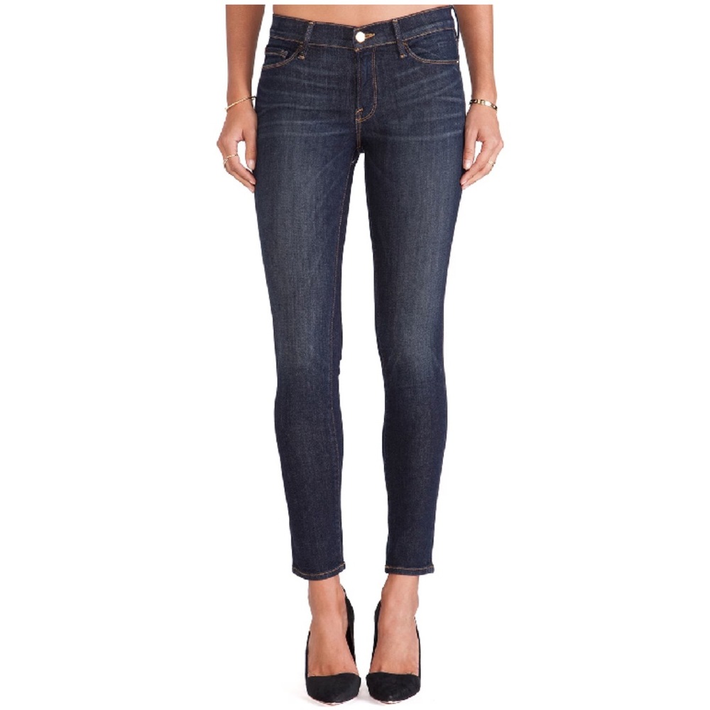 FRAME Denim Le Skinny De Jeanne in Pembridge Square Wash / Darker Blue